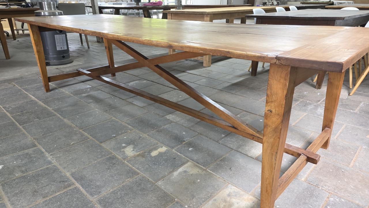 300 cm lange oude boerentafel/ kloostertafel