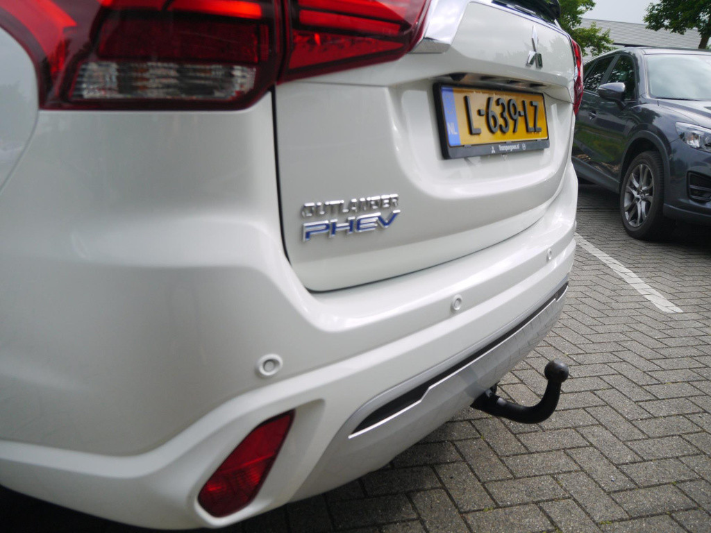 Mitsubishi Outlander 2.4 phev instyle|rijklaar