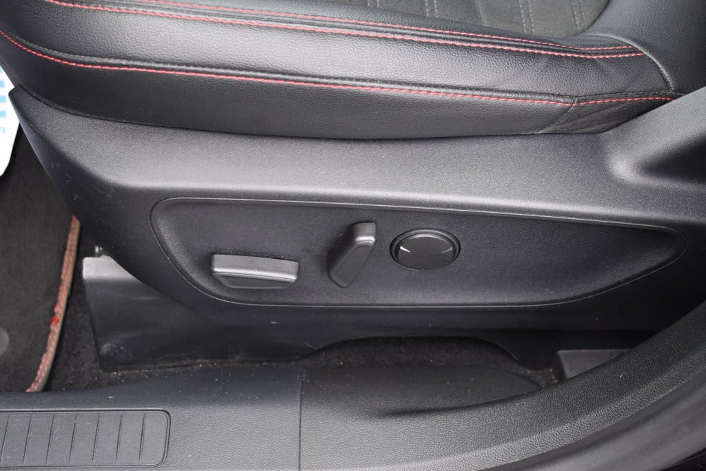 Ford Kuga 2.5 phev st-line x | climate control | cruise control | winterpak