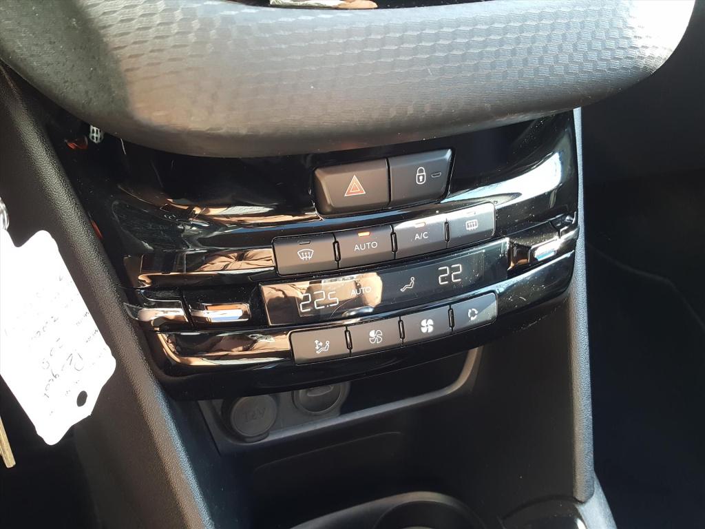 Peugeot 208 1.2 110pk gt-line apple carplay & android auto | achteruitrijca