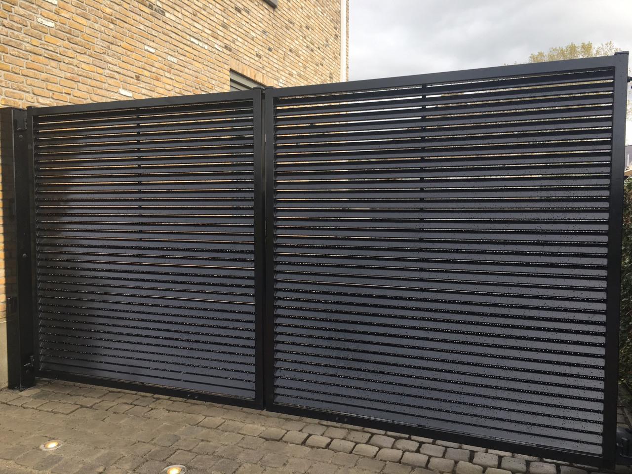 Stijlvolle en Luxe Toegangspoorten - Schuifpoorten.