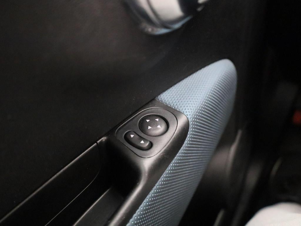 Fiat 500 1.0 hybrid launch edition | lmv | schuifdak! | parkeer sensoren | 