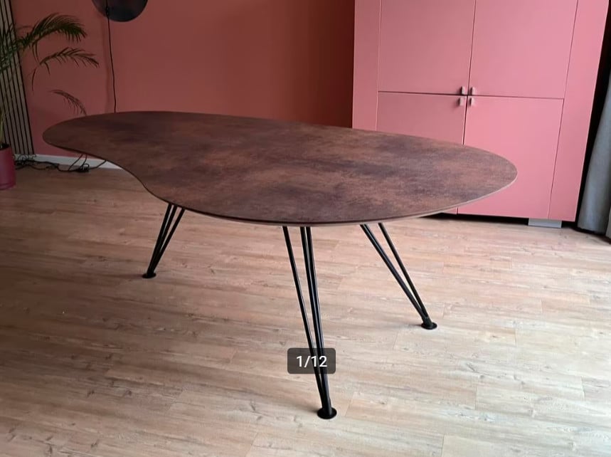 Eettafel cloudy (206x120) brons (als nieuw)