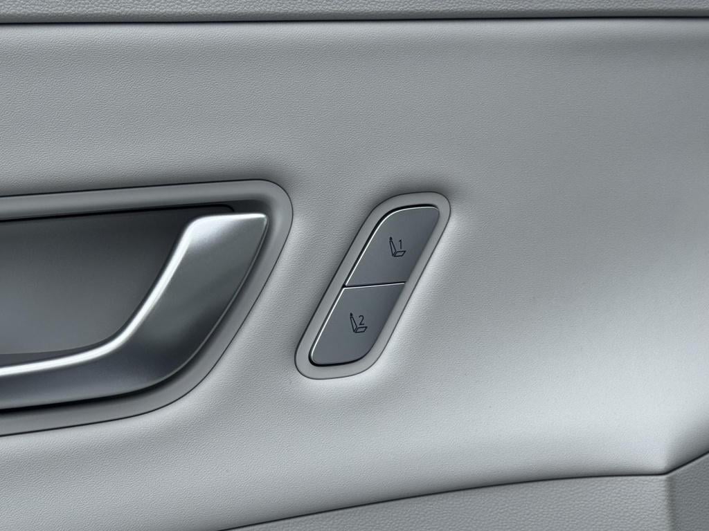 Hyundai Kona electric premium 65.4 kwh