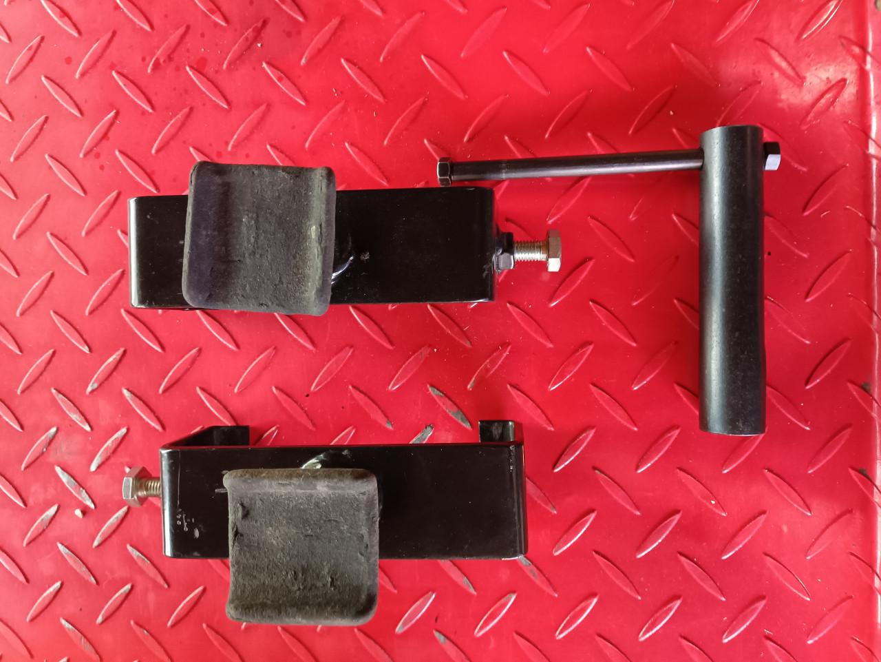 HBM heftafel voor motoren zonder middenbok