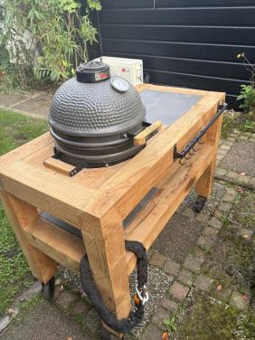 Grill guru compact met bbq tafel