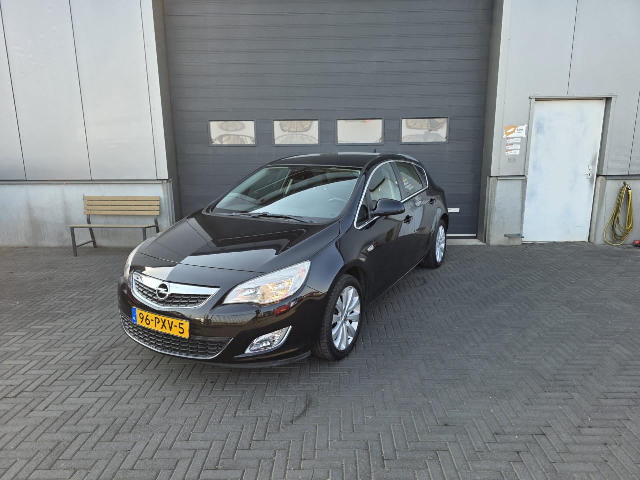 TE KOOP OPEL ASTRA 1.4 TURBO COSMO AUTOMAAT TWEEDE EIGENAAR EURO 5