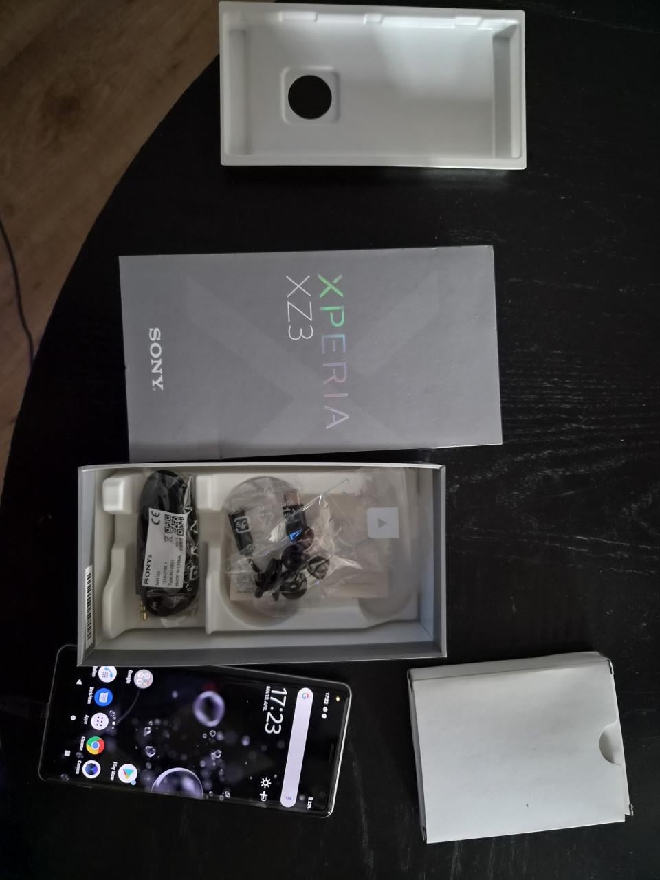 Te koop sony xperia xz3