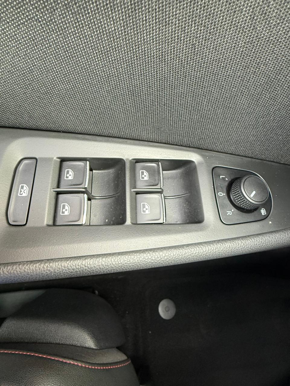 Seat Leon st 1.4 ecotsi fr business intense
