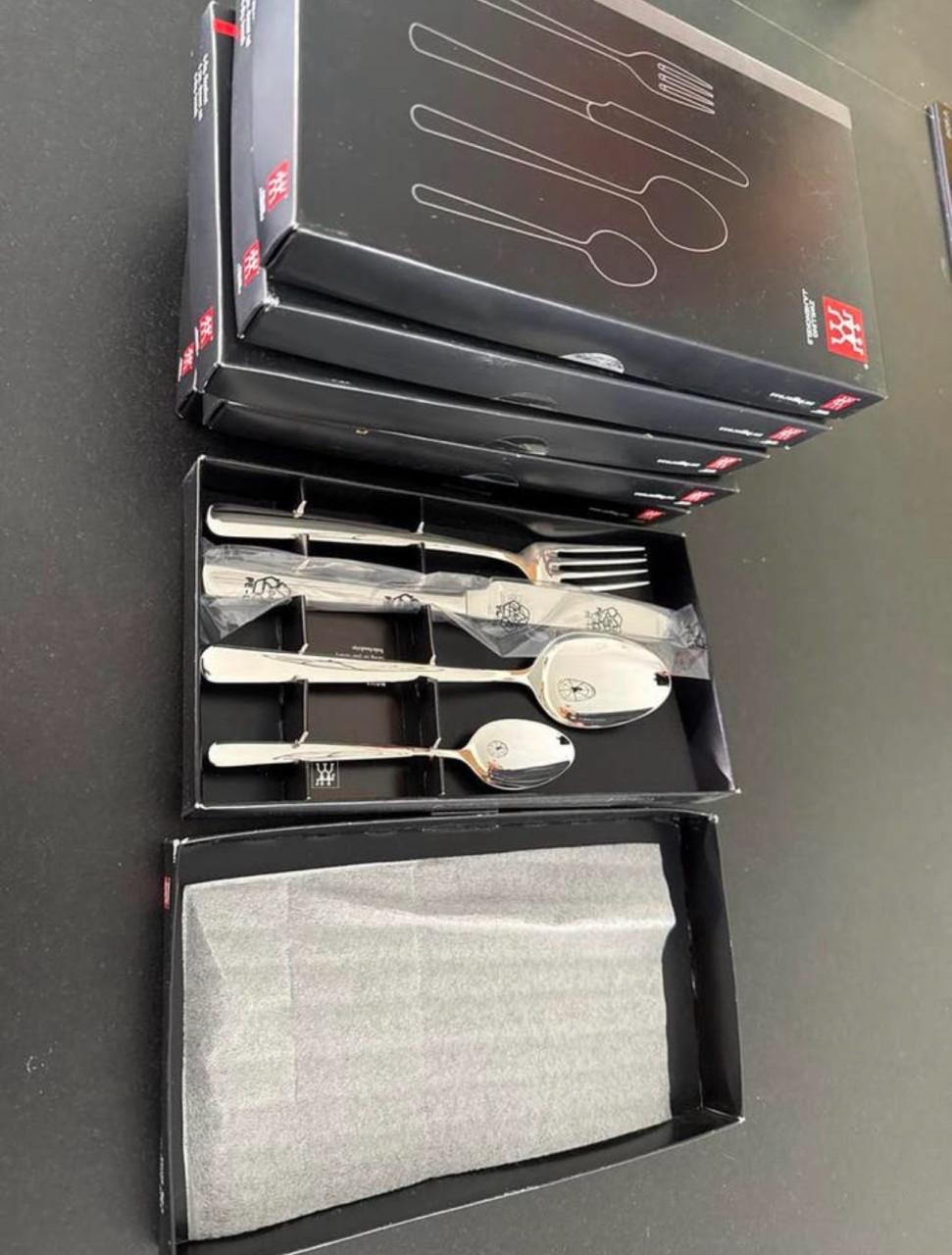 Zwillingen bestekset Nieuw in doos