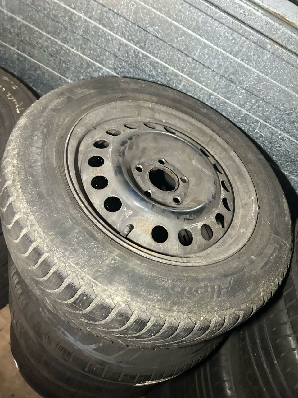 STALEN VELG-MICHELIN WINTERBAND