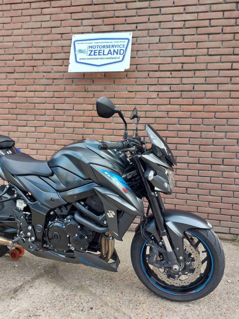 Suzuki GSX-S 750 (ABS, TC)