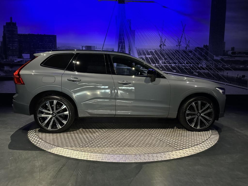 Volvo XC60 2.0 t6 plug-in hybrid awd inscription *pano*hud*memory*