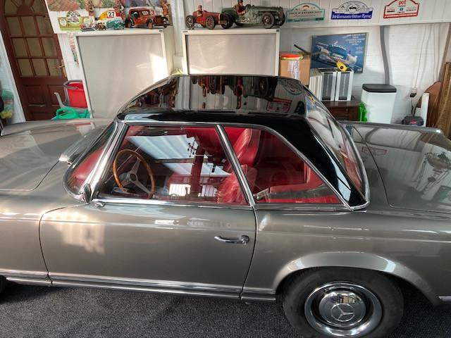 Mercedes 230 SL Pagode uit 1964