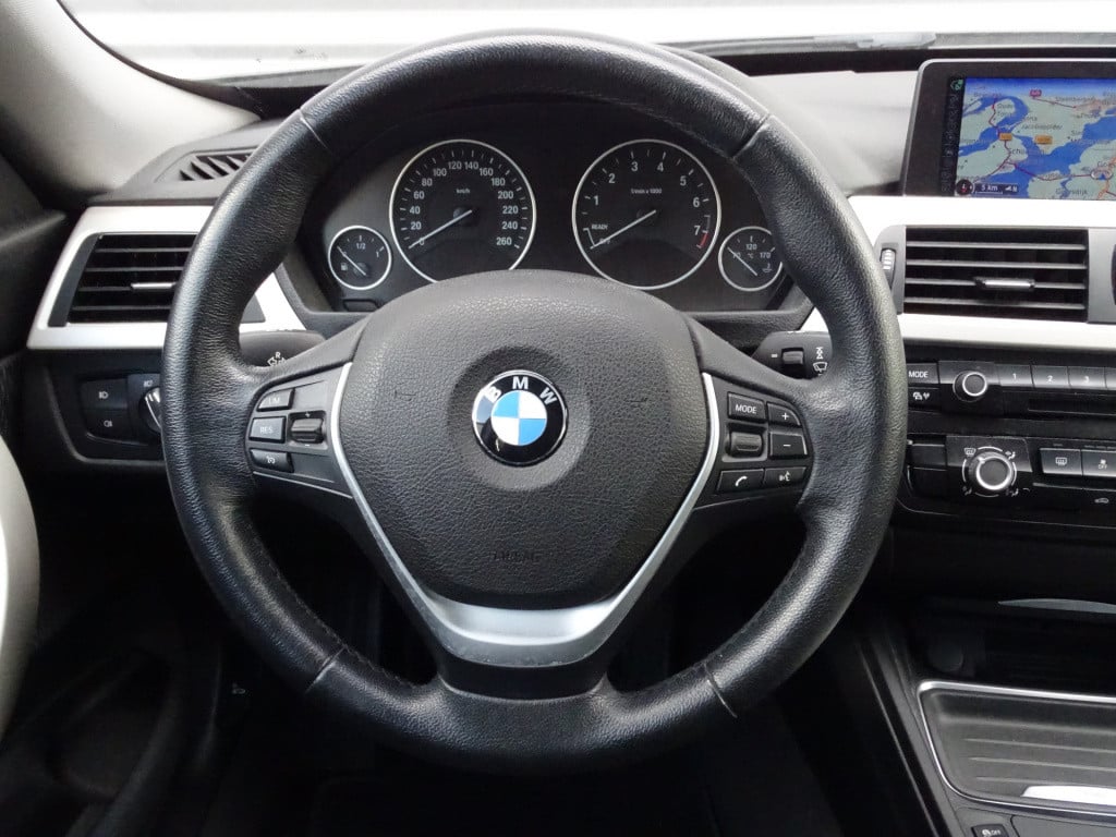 BMW 3-serie gran turismo 320i business | bi-xenon | navi
