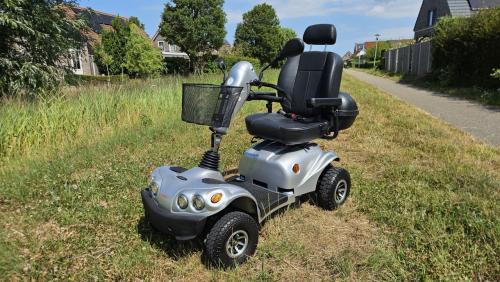 Prachtige 4 wiel Scootmobiel MANGO Lion 4 met Vering 4x !!