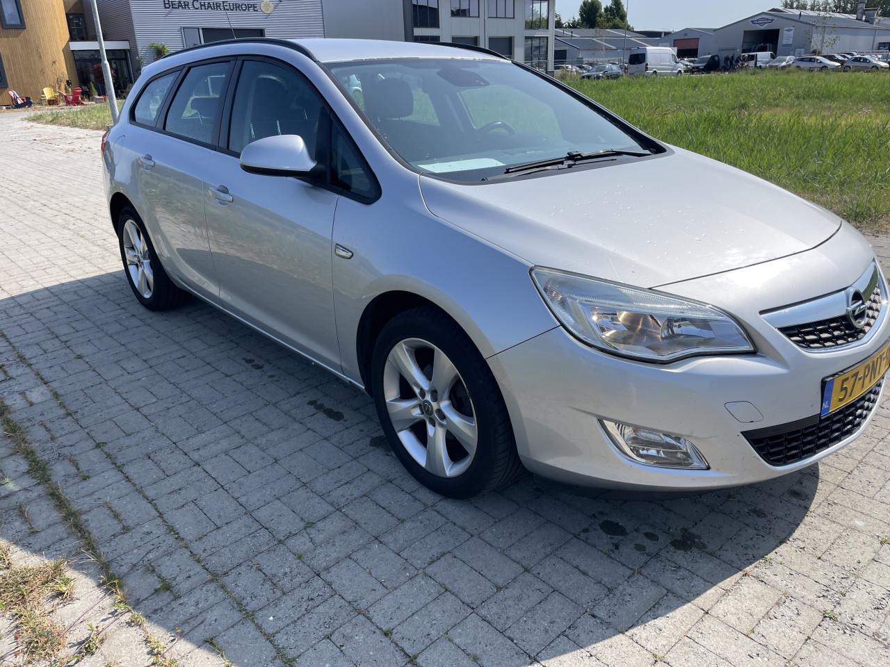 Opel Astra 1.4 turbo station 2450€