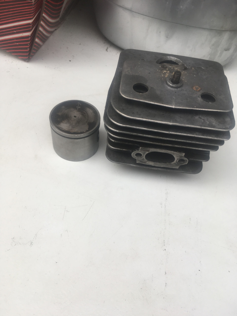 Originele zuiger en cilinder husqvarna 44  boring 42mm