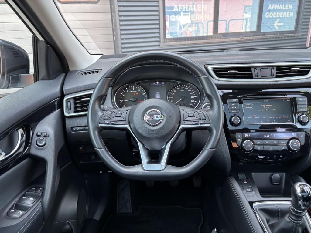 Nissan Qashqai 1.3 dig-t n-connecta design pack