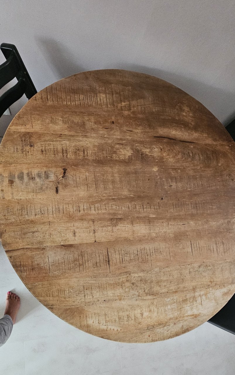 Industriële ronde mangohouten eettafel + 2 stoelen
