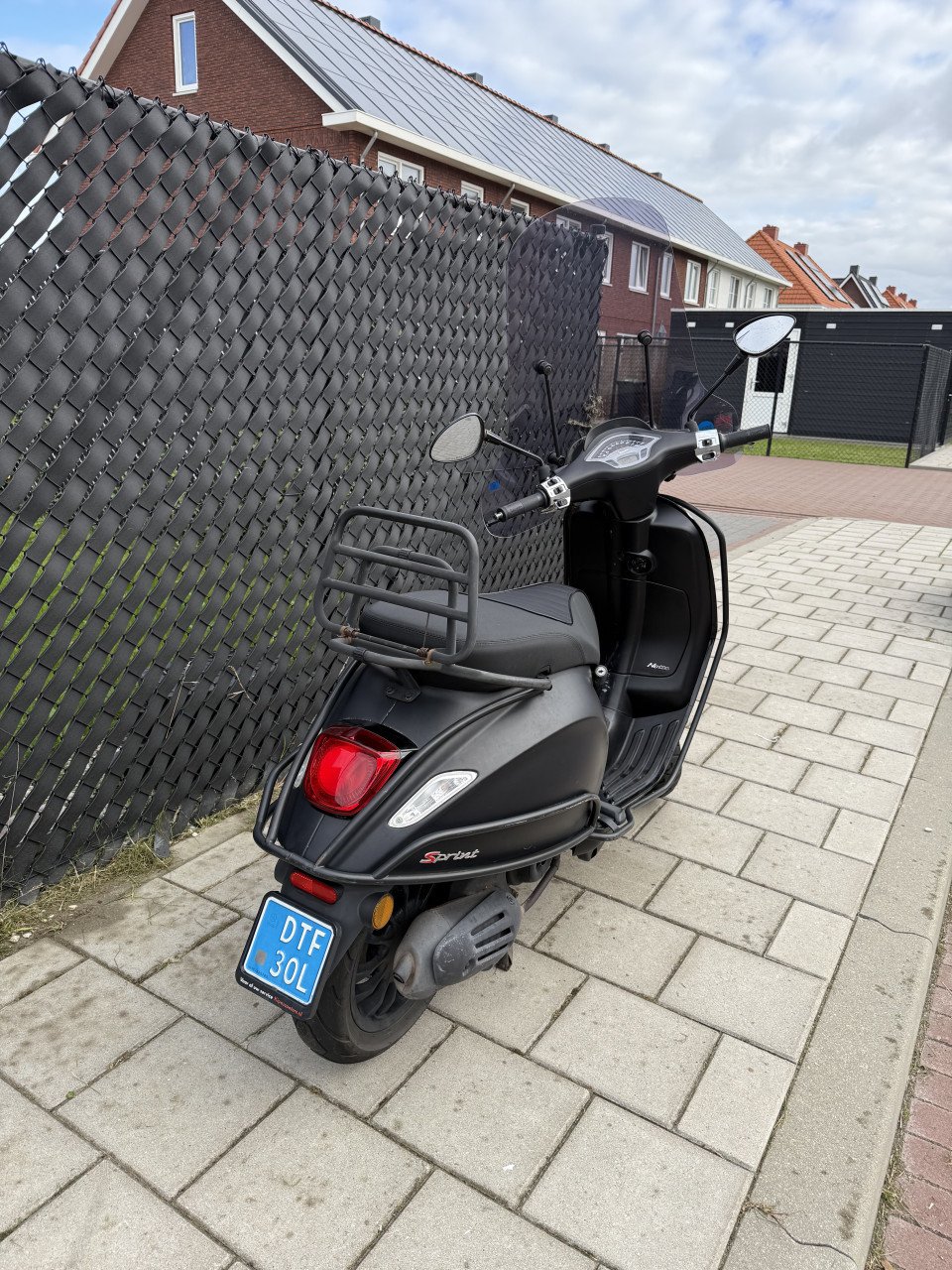 Vespa Sprint Notte 2019 iGet | snor | ±55 km/u | 22.713 km