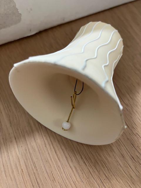 Set kerstversiering kerstballen en kerstklokjes 15 stuks