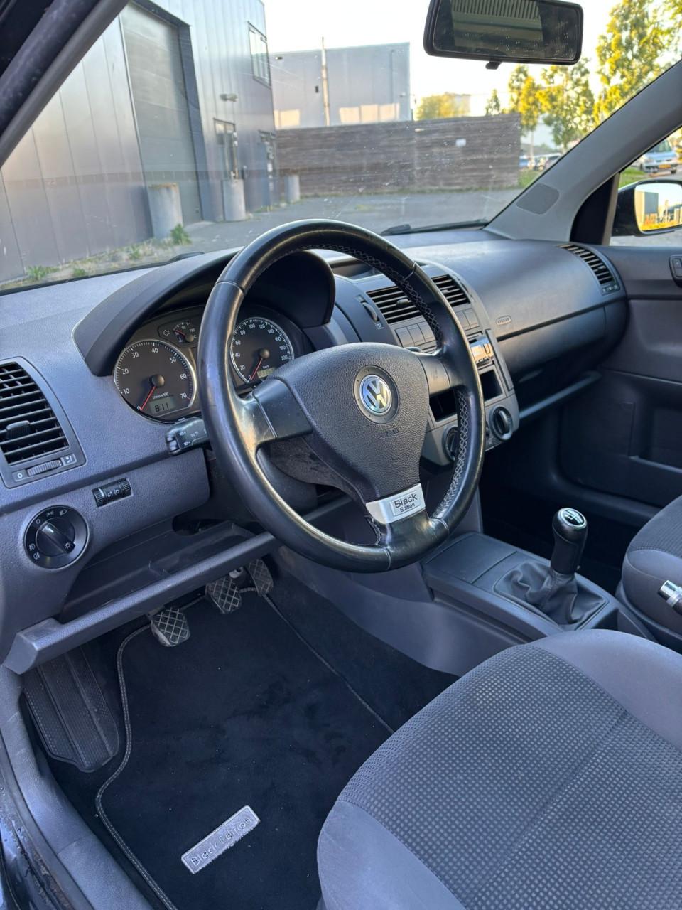 Volkswagen Polo 1.4 16V 59KW 2009 Zwart | NAP | NIEUWE APK!