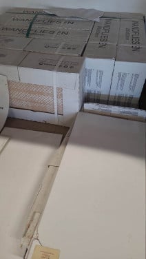 12 m² glanzend witte wandtegels 25x50 cm, van € 419,28 voor