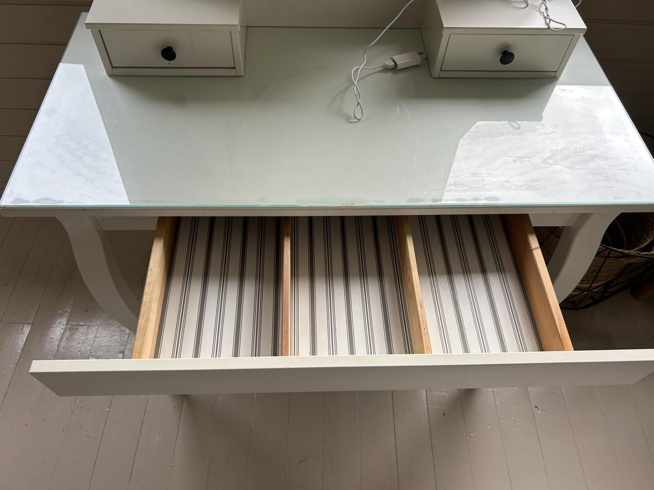 Hemnes kaptafel van Ikea