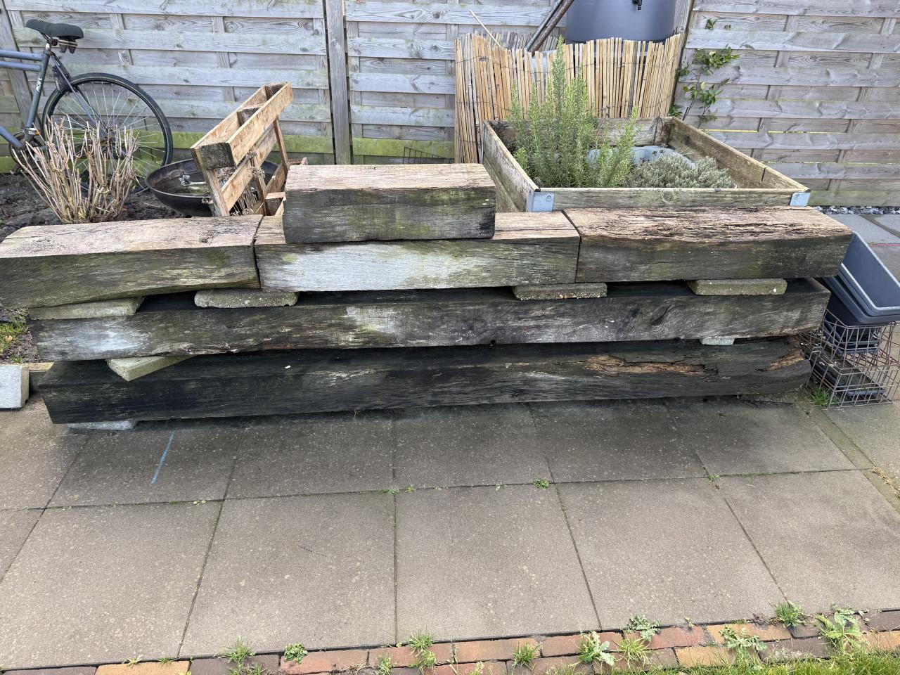 Eiken spoorbielzen, verschillende lengtes