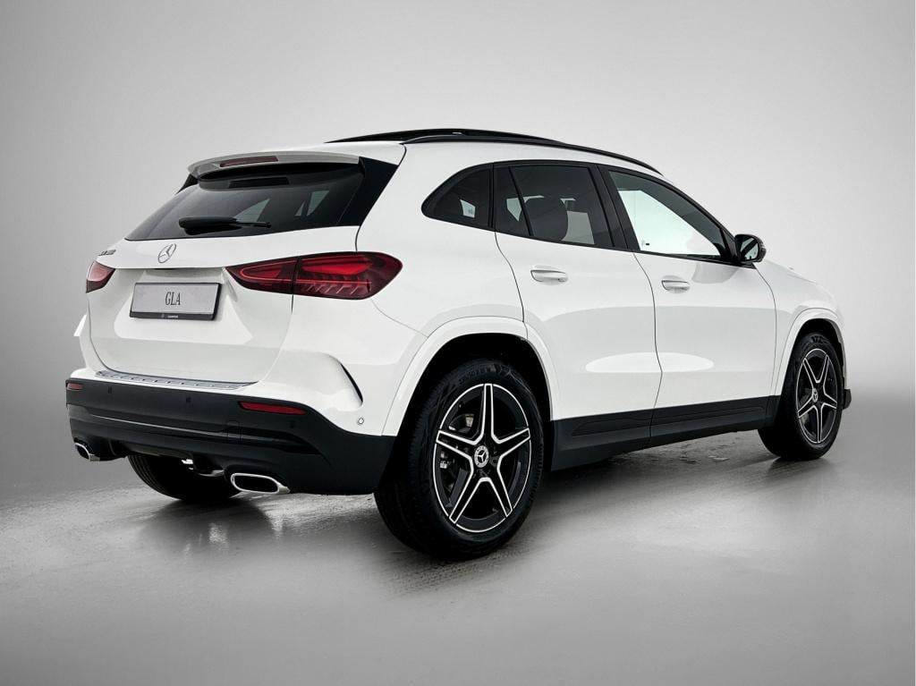 Mercedes-Benz Gla-klasse 180 business solution amg | premium plus pakket | 