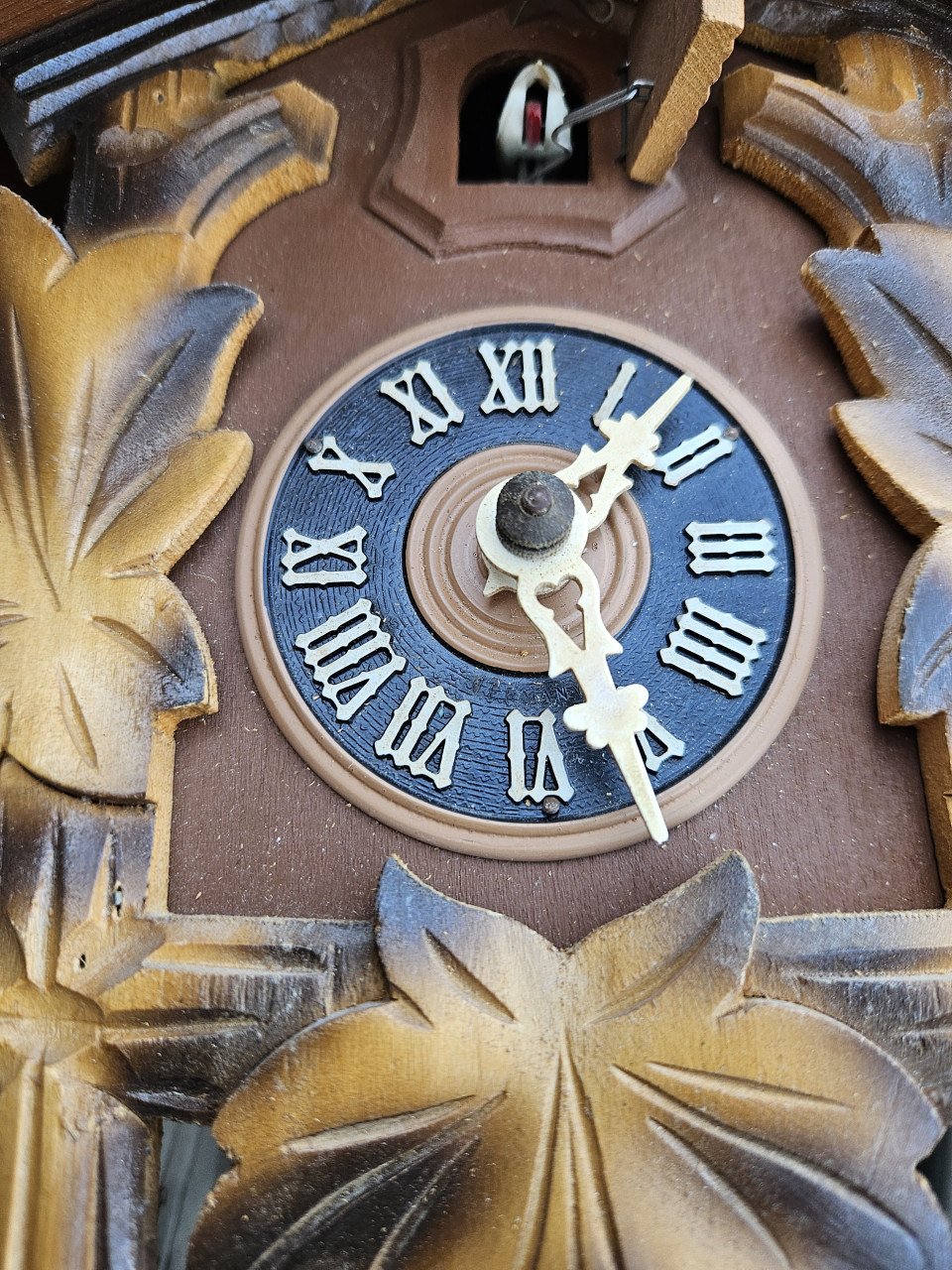 Mooie werkende houten koekoeksklok duitse klok zwarte woud