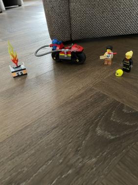 Lego City: Brandweermotor 60410