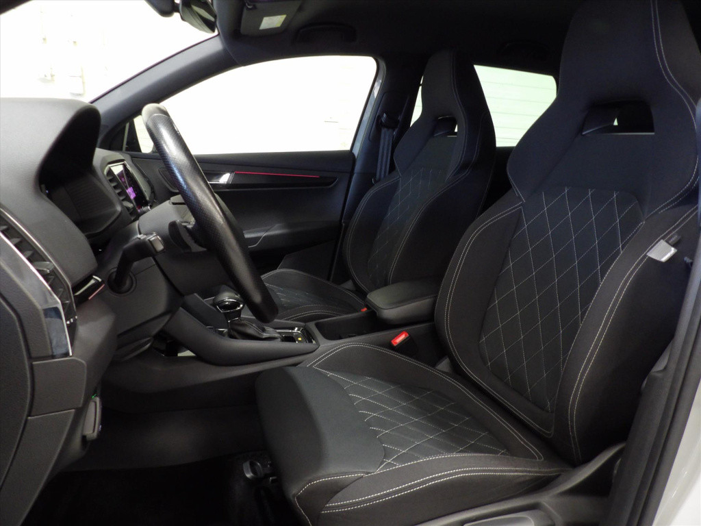 Skoda Karoq 1.5 tsi act greentech 150pk dsg-7 sportline