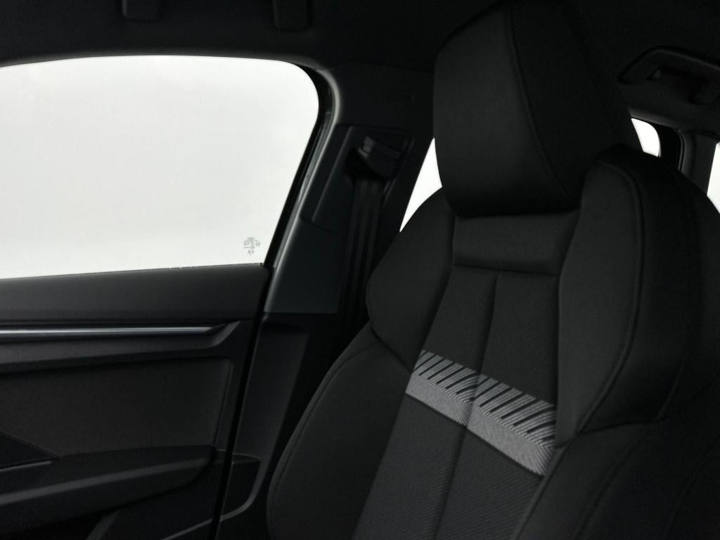 Audi A3 sportback advanced edition 40 tfsi e 150 kw / 204 pk sportba
