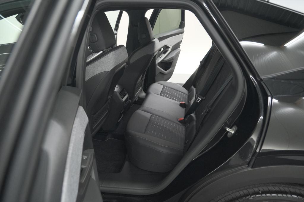 Peugeot 3008 1.2 hybrid 136 gt | adaptieve cruise control | camera | elektr