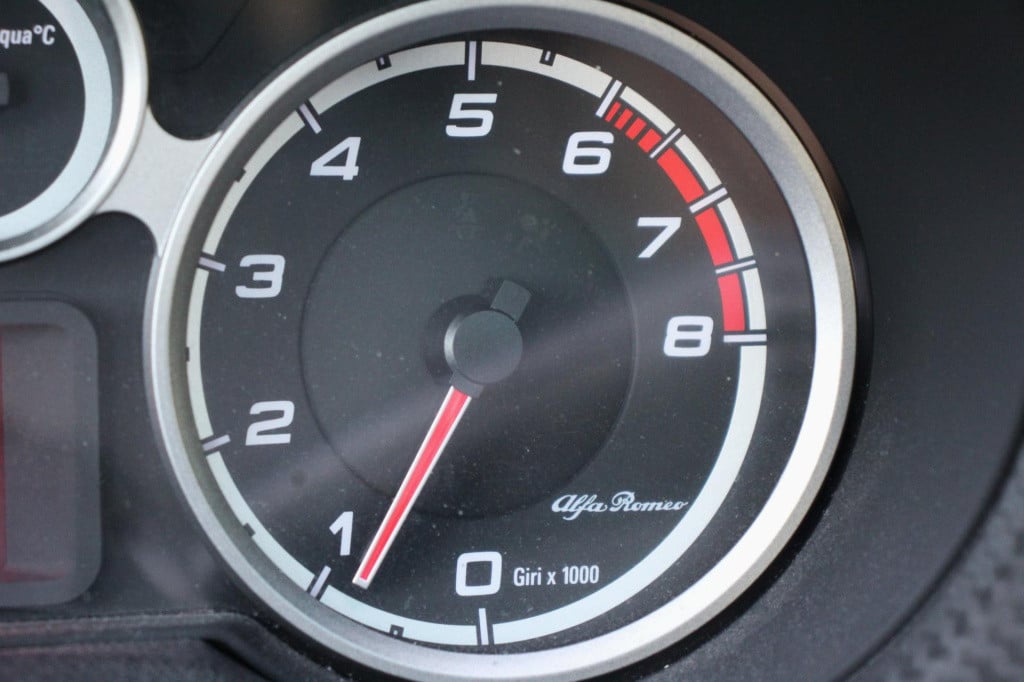 Alfa Romeo MiTo 0.9 twinair sportiva - leder - navi - pano - 18inch - org n