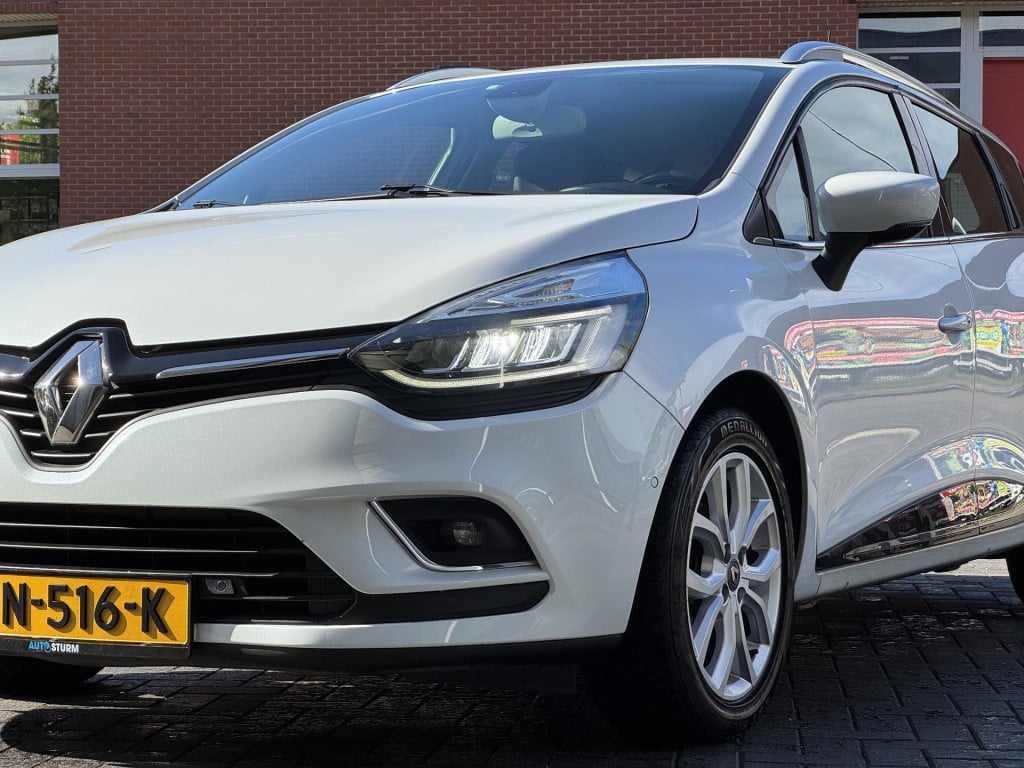 Renault Clio estate 0.9 tce intens nl-auto, véél opties! | trekhaak | navig