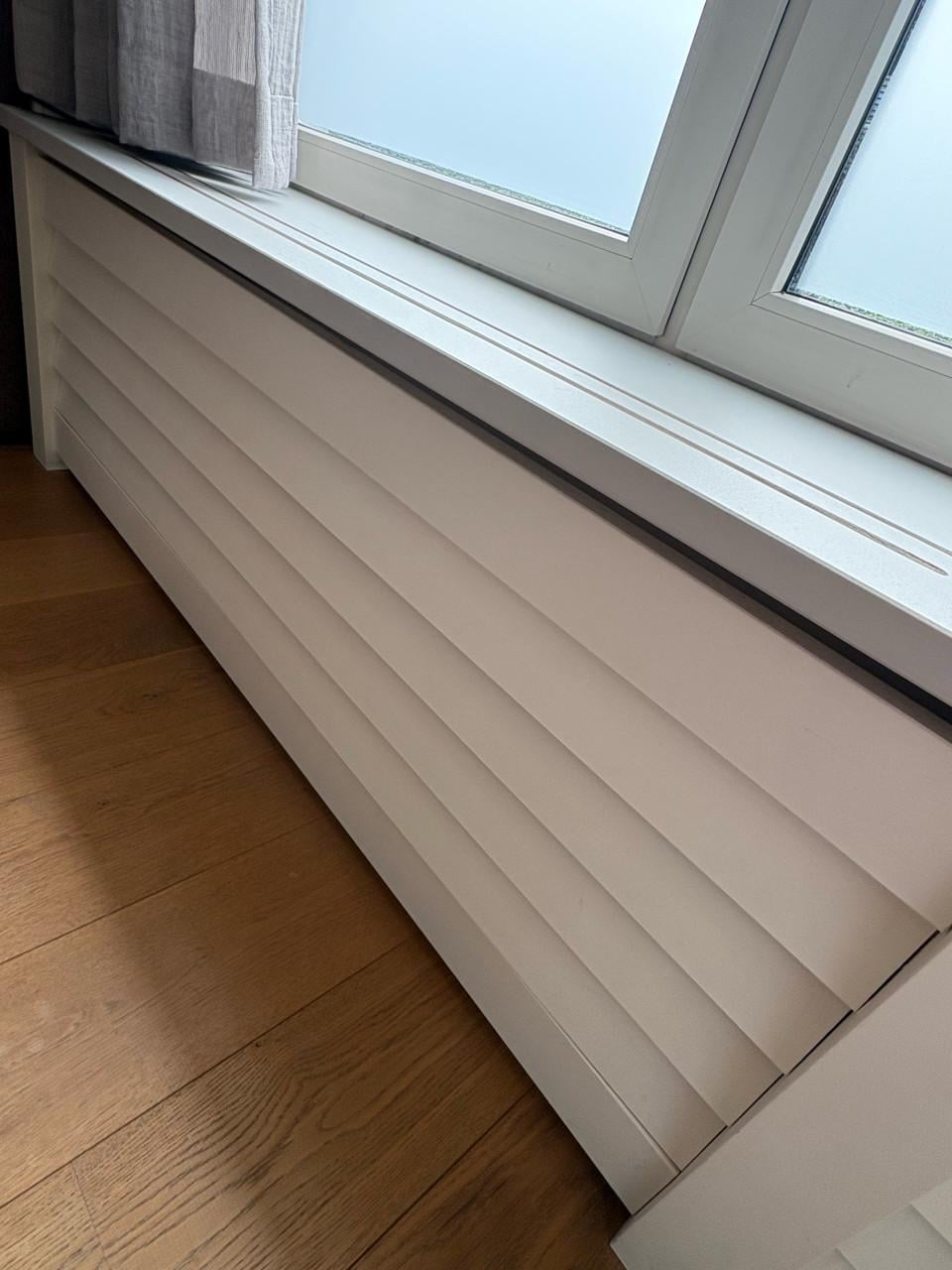 Houten radiatorbekleding - schilderbaar - 3,10m lang