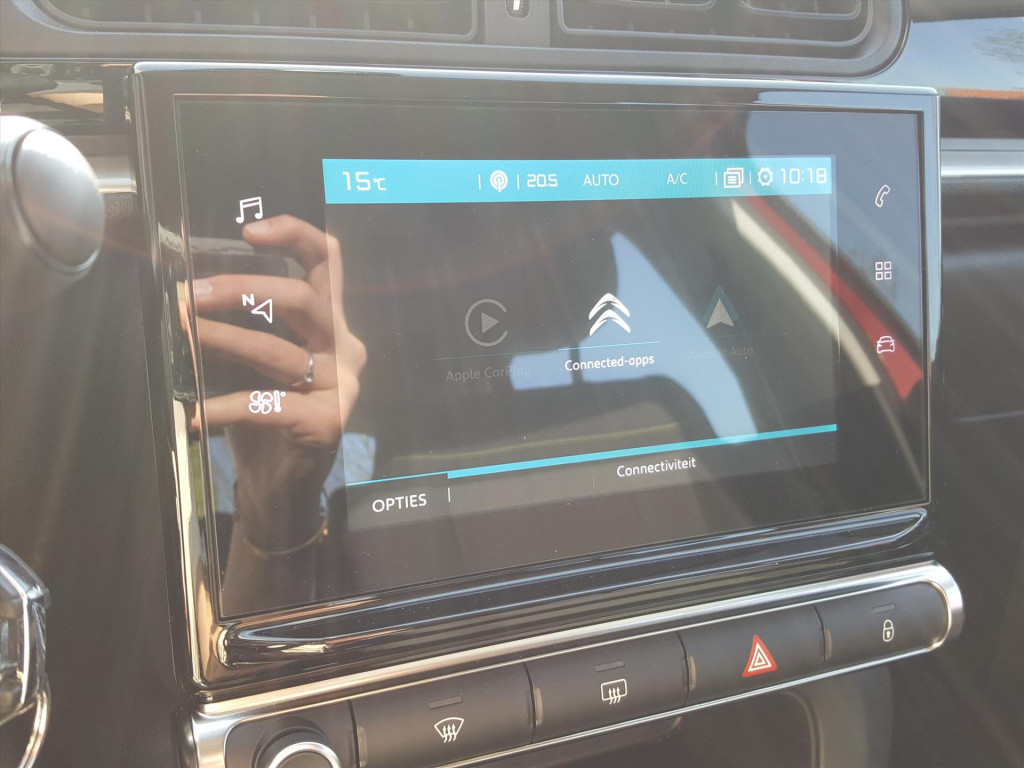 Citroen C3 1.2 puretech 83pk s&s plus navigatie | cruise & climate control 
