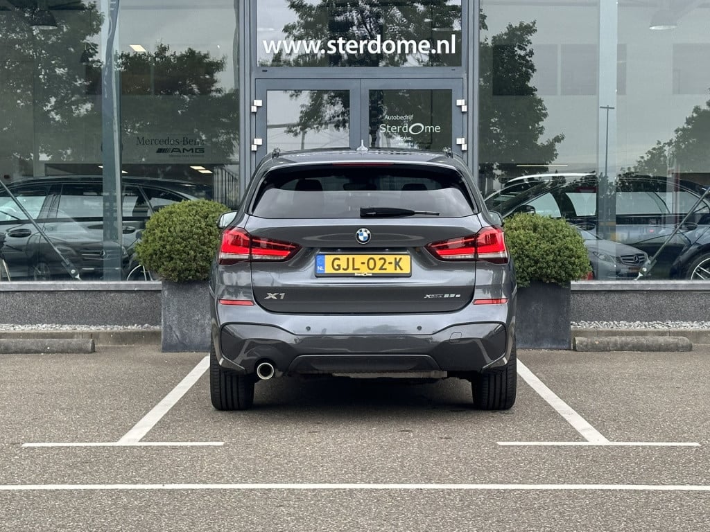 BMW X1 xdrive25e edrive edition l head -up i cruise control i stoelverwarmi