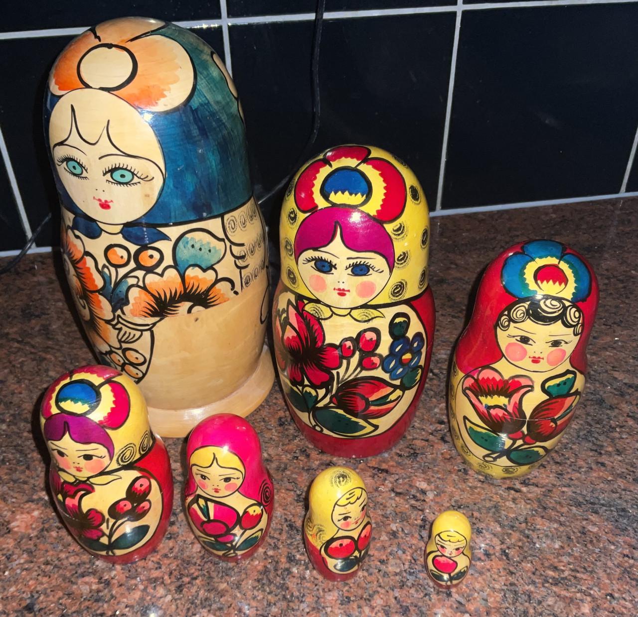 Russische matroesjka-nestpoppen met bloemmotieven 7 delig