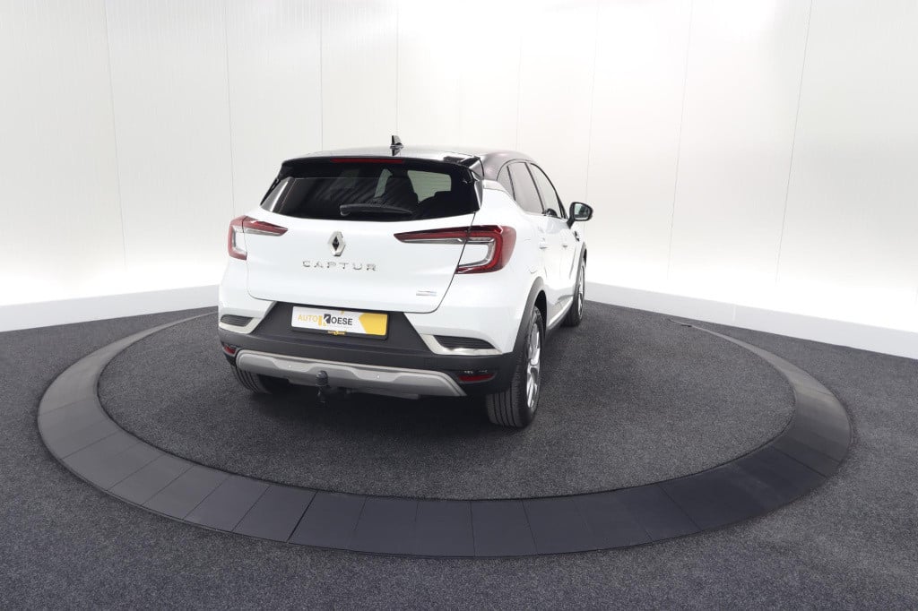 Renault Captur 1.6 e-tech plug-in hybrid 160 intens | trekhaak | camera | a