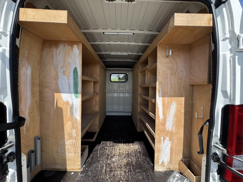 Peugeot Boxer 330 2.0 bluehdi l1h2 premium 3-persoons | trekhaak | kastinbo