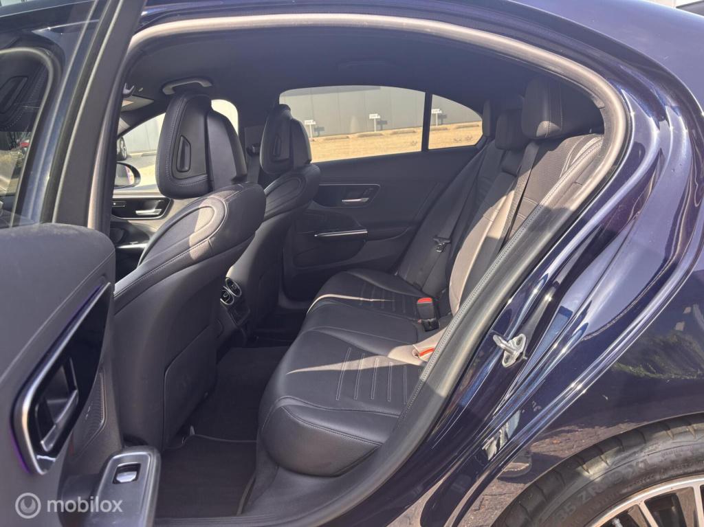 Mercedes-Benz C-Klasse 200 amg line launch edition