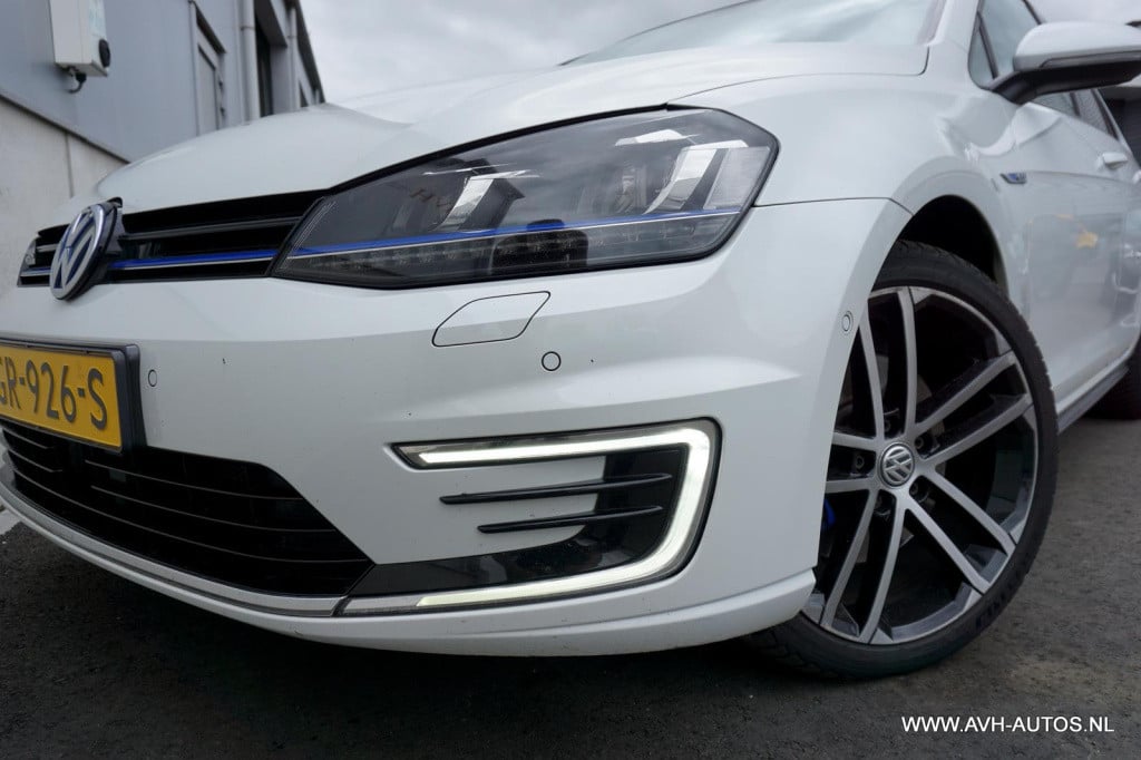 Volkswagen Golf 1.4 tsi gte, panoramadak!!