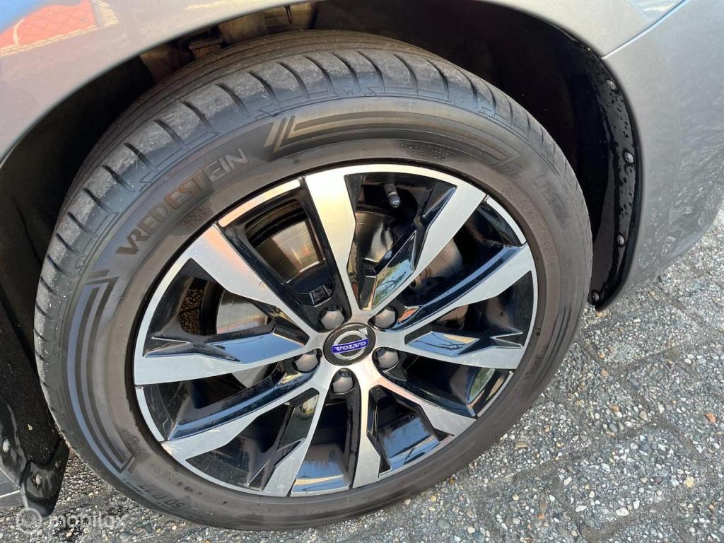 Volvo V60 1.5 t3 polar+ dynamic | orig. nl | leder | trekhaak
