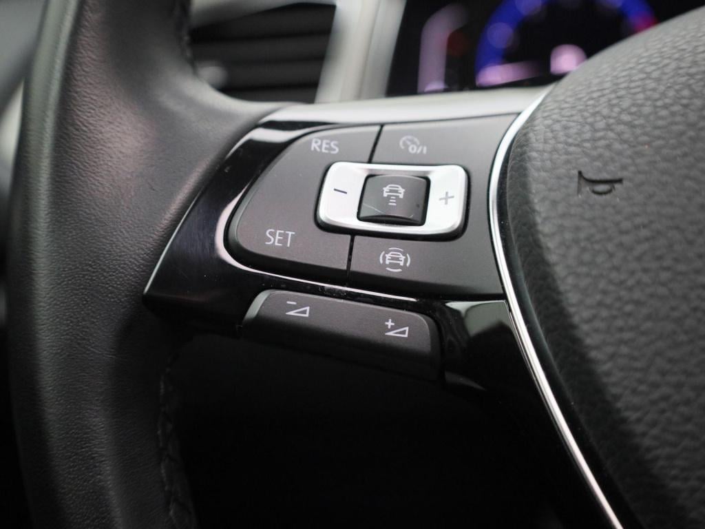 Volkswagen T-roc 1.5 tsi style | automaat | apple carplay / android auto | 