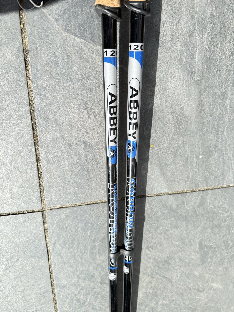 Nieuwe carbon Nordic Walking sticks. 4 paar !