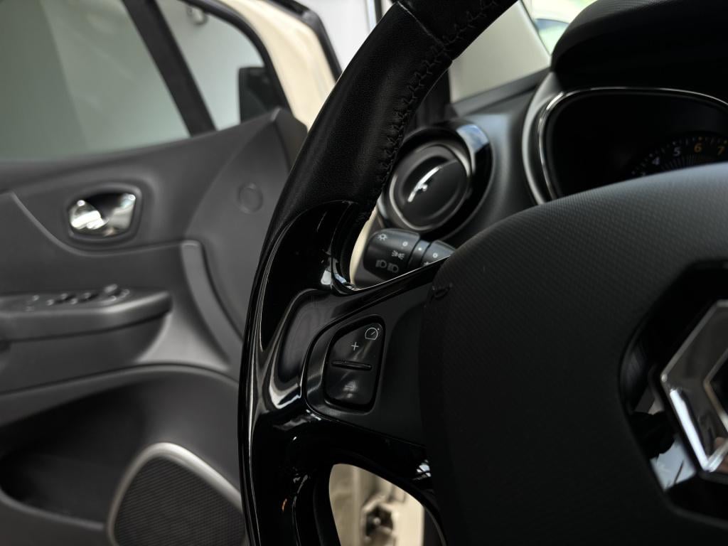 Renault Captur 0.9 tce expression | cruise control | trekhaak